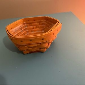 2002 Sage Longaberger Basket with protector